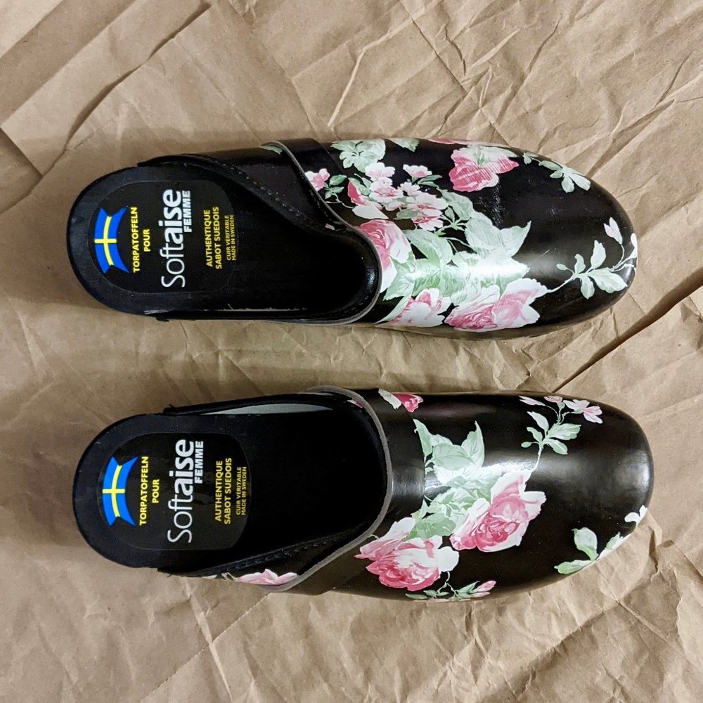 Genuine Swedish Wood and Leather Clogs (Black)